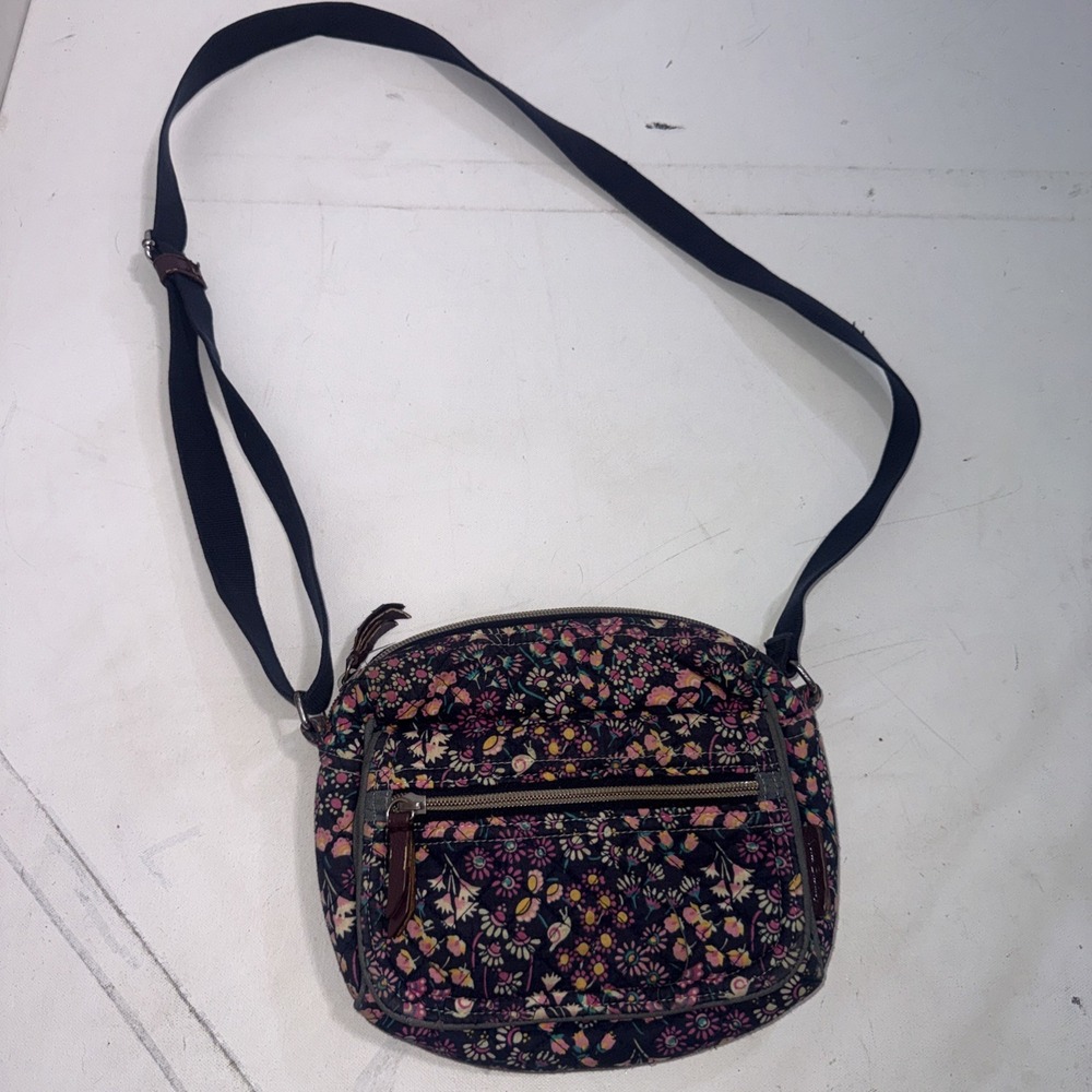 Vera Bradley Quilted Floral Cottagecore Fairycore Hipster Crossbody Bag Purse